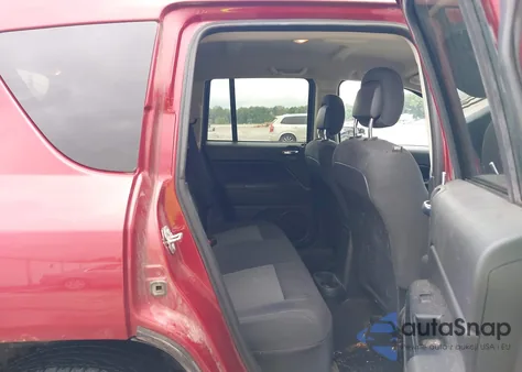 2016 Jeep Compass Sport z USA, uszkodzony, nr VIN 1C4NJDBB3GD671562